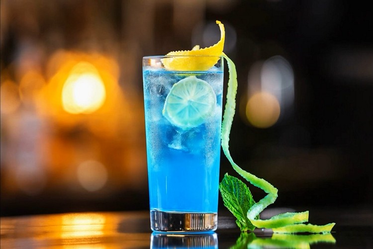 коктейль голубая лагуна