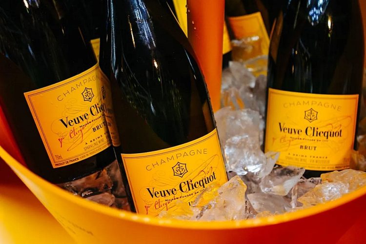 Шампанское Вдова Клико (Veuve Clicquot)